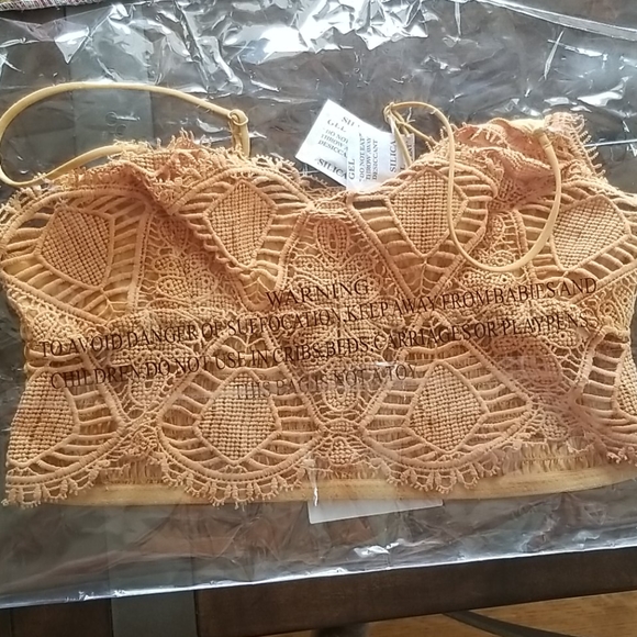 Three bird nest morgan crochet bralette - Picture 6 of 6